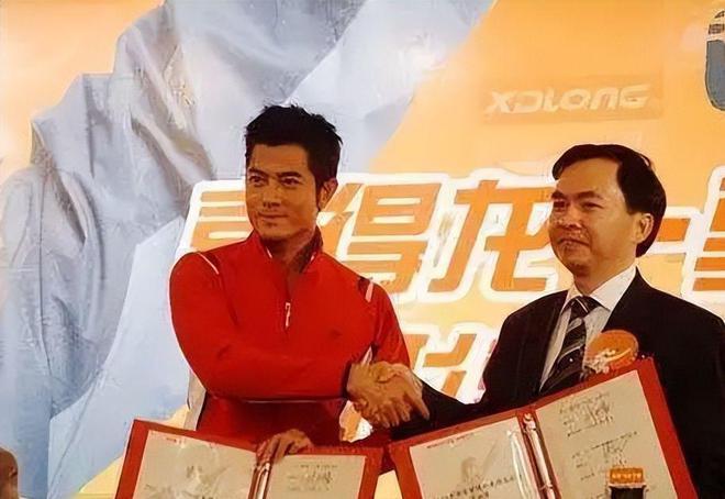 鞋如今却很少有人问津谁在盲目跟风OG真人曾被捧上天的4种国产运动(图11)
