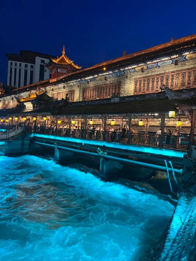 4晚抱团游玩经典路线附十佳导游！OG真人游戏国庆节川渝旅行团5天(图3)