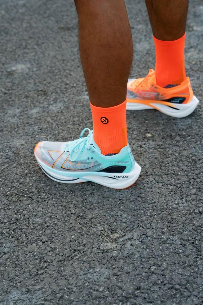 160X 30Pro649元全网最低价！OG网站双十一特步跑鞋神价来了！！特步(图5)