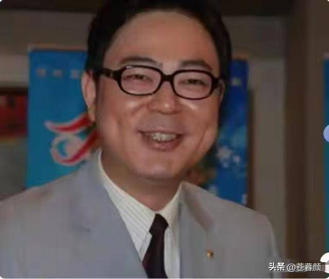 几位老艺术家诠释了人前一套背后一套OG真人游戏贪财又好色！德不配位的(图14)